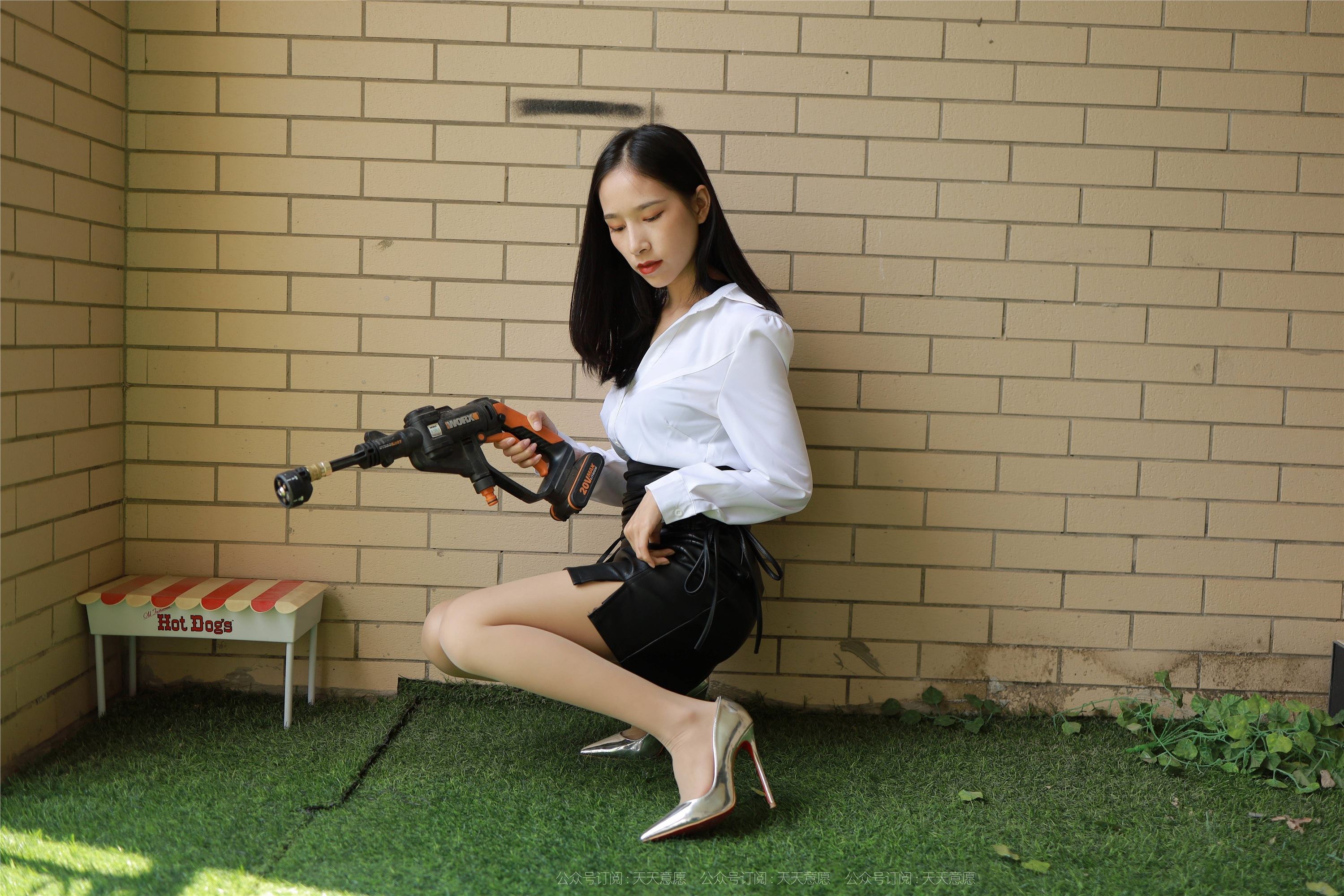 IESS异思趣向  2021.10.05 丝享家938：美子《姓感绑带裙》